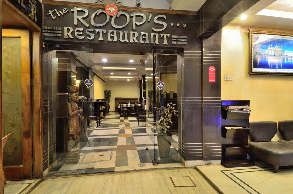 Hotel Roopa International Amritsar Esterno foto