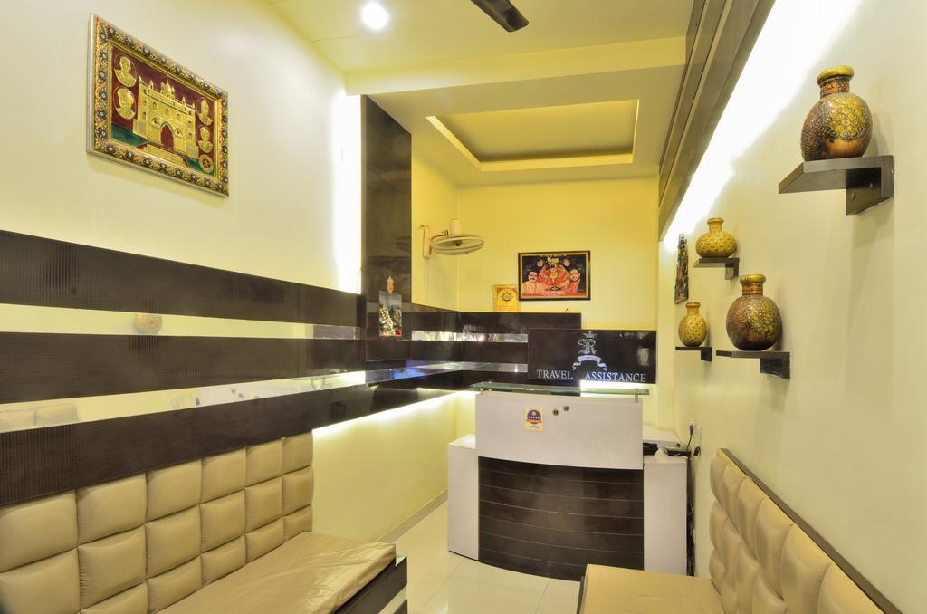 Hotel Roopa International Amritsar Esterno foto