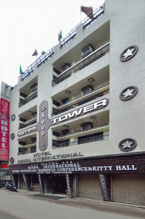 Hotel Roopa International Amritsar Esterno foto
